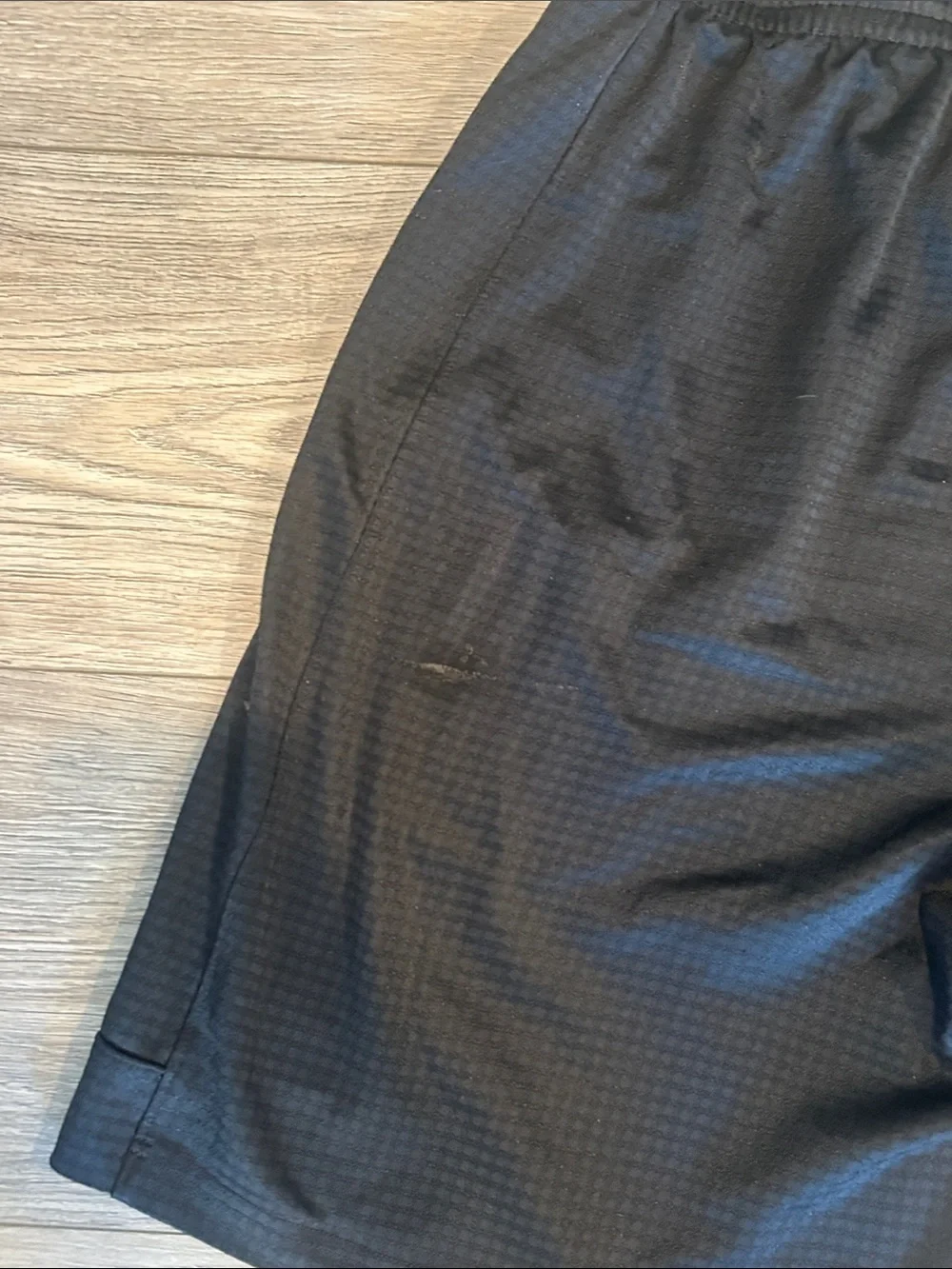 Nike Men’s Black Athletic Shorts with Neon Yellow Drawstring Size Large
